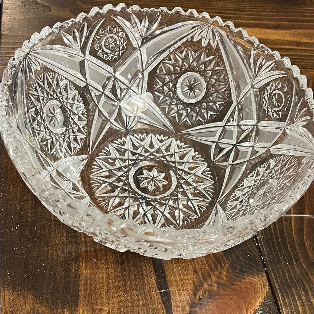 Elegant Crystal Cut Glass Bowl